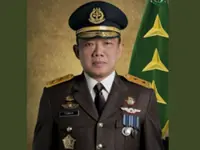 Indonesia's anti-graft prosecutor quits after police seize gold, cash