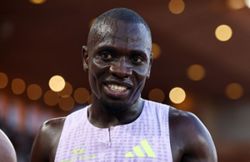 Athletics-Kenya's Wanyonyi breaks 1,000m world record