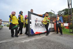 Johor polls: 1,076 polling centres close as vote counting begins