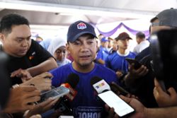Johor polls: Onn Hafiz pledges to work for the people following BN's landslide win