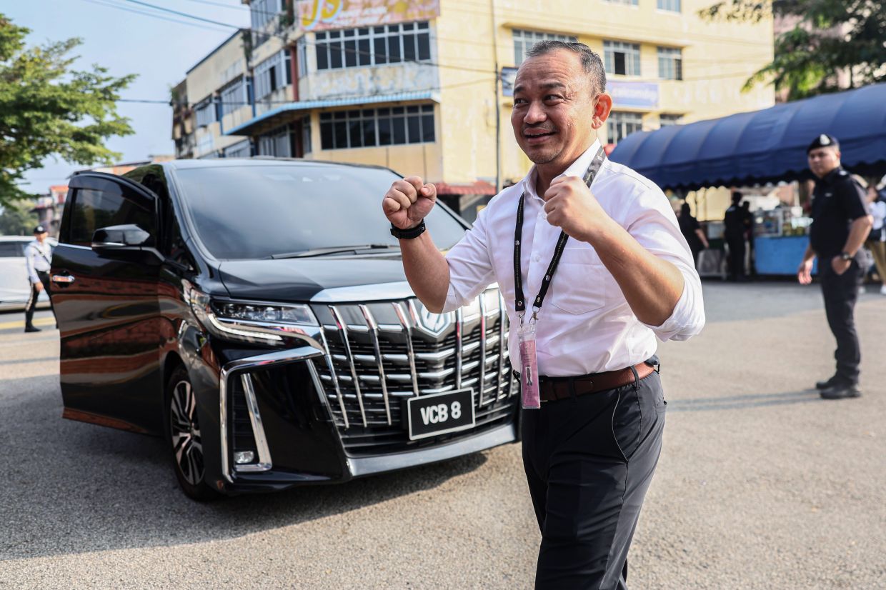 Johor polls: Puteri Wangsa victory a heavy trust to bear, says sole PKR winner Maszlee