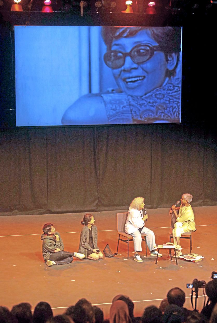 Faridah’s theatre journey continues to inspire, as seen at the full-house launch of 'What The Elders Left Us' festival at KLPac last October, where she joined Jo Kukathas (right) in a dialogue on her 1960s acting career. Photo: The Star/Azlina Abdullah