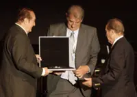 Soccer-Former Argentina World Cup captain Rattin dies aged 89