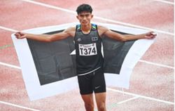 Armin breaks 110m hurdles record