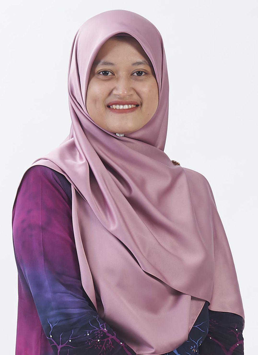 Nor Kamalia highlights how the BBET programme at UoC equips students with skills to advance modern healthcare technologies.