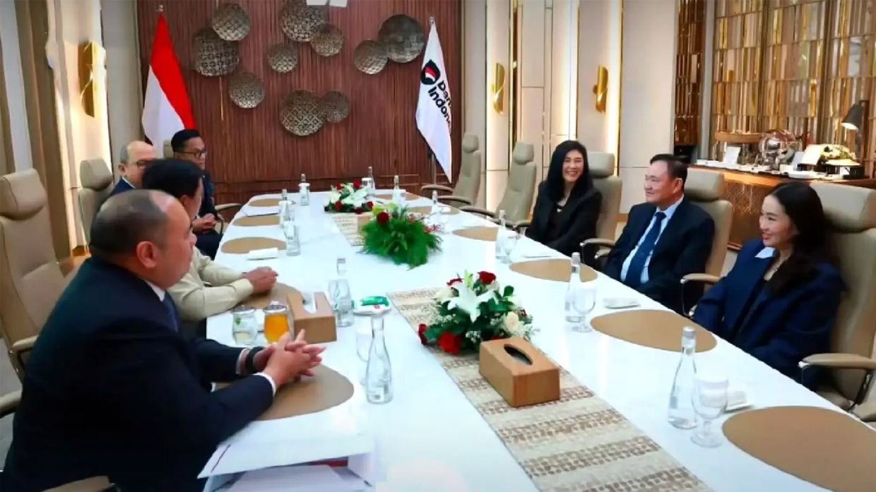 Thaksin, Yingluck and Paetongtarn meet Indonesian President Prabowo for investment talks