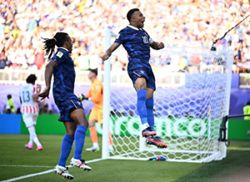 Soccer-France put past behind them as history beckons against Spain