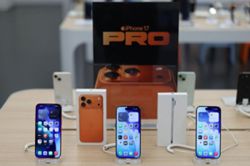 Global smartphone shipments in second quarter hit lowest in 13 years on memory chip crunch