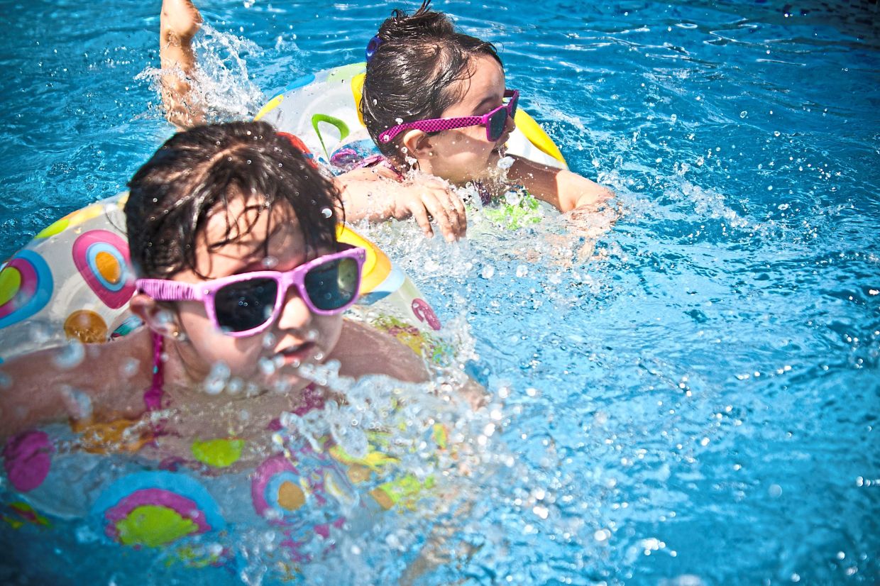 Inflatable armbands, neck floats and colourful rings are toys, not life-saving devices. Photo: Pexels