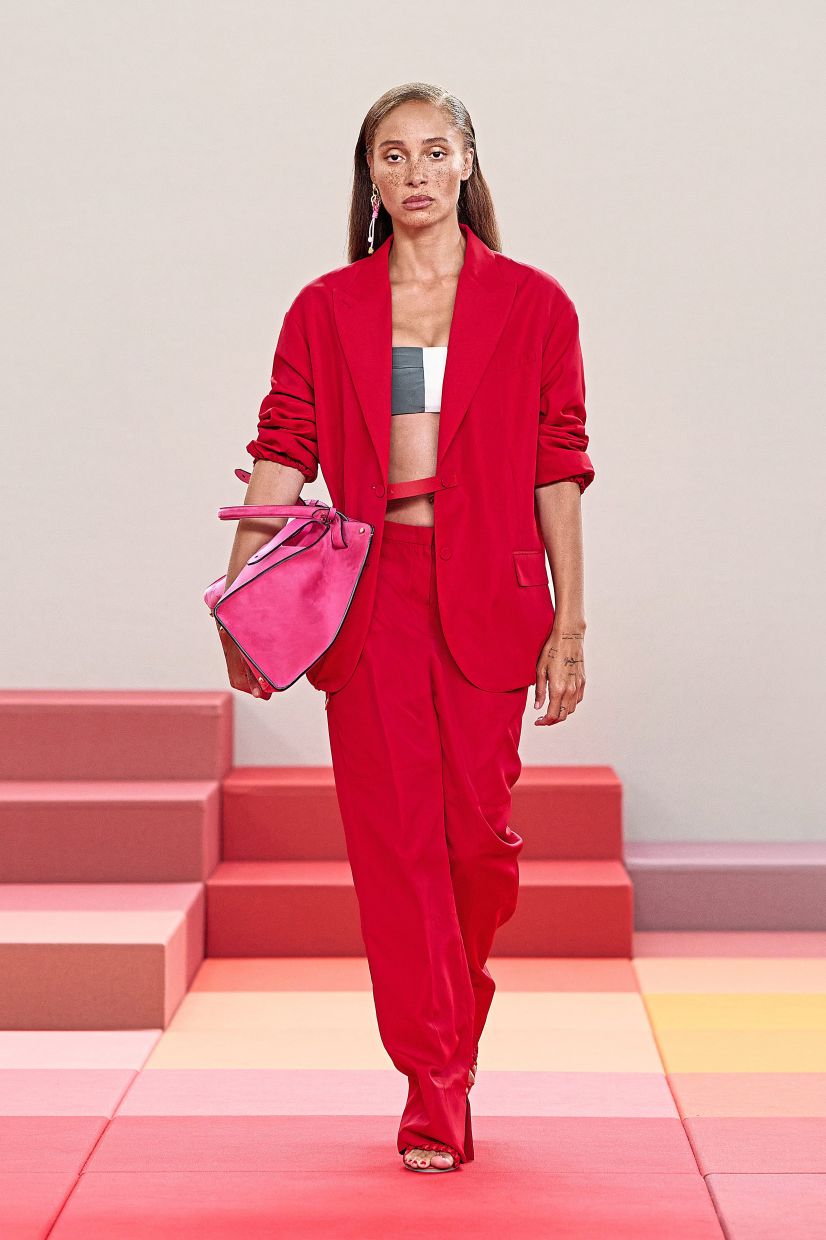 With ultra-functional buttonhole tabs, the jacket offers its wearers the freedom to manipulate the silhouette according to their preference. Photo: Fendi