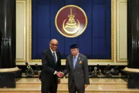 Selangor Sultan grants audience to Singapore President at Istana Alam Shah