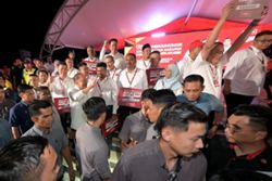 Anwar announces Pakatan candidates for Negri Sembilan polls