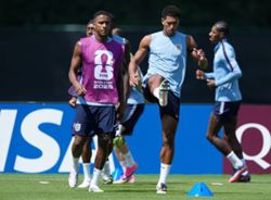 Soccer-England together and blocking out the noise ahead of Argentina showdown