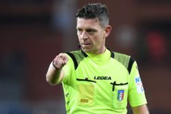 Soccer-Italian prosecutors request to drop sports fraud case against referee chief