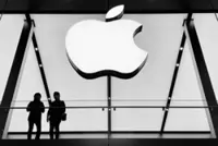 Apple 20th anniversary iPhone may revive glass back in major redesign