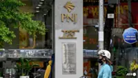 Gems hidden in shoes as Vietnam details India smuggling link