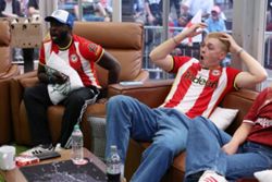 Soccer-World Cup's 'Chief Watchers' savour tournament's dream job