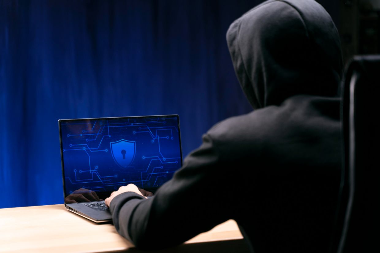 Young British hackers jailed for London transport cyberattack