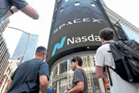 SpaceX’s slide below IPO price a test of confidence