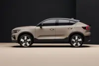 Volvo Cars posts smaller profit for the second quarter