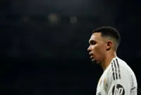 Soccer-Alexander-Arnold relishes chance to work with Mourinho at Real Madrid
