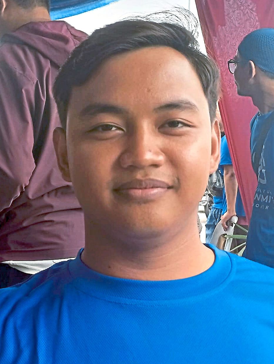 Fairuz says late-night deliveries can be risky.