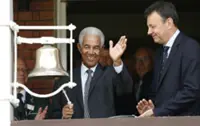 Cricket-Tributes pour in for cricket great Sobers after death at 89