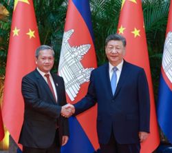 Xi urges China, Cambodia to carry forward ironclad friendship