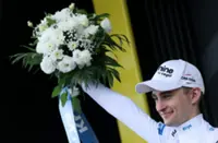 Cycling-French teenager Seixas grabs white jersey as Tour podium dream gathers pace