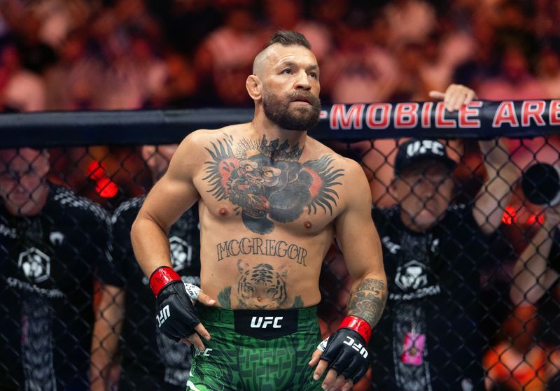 Mixed Martial Arts-McGregor says he injured ACL, meniscus in loss to ...