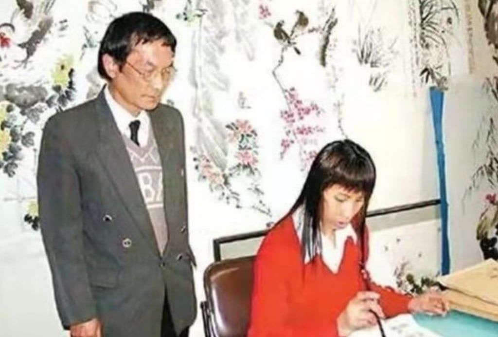 Post-discharge letters flooded in, including one from artist Chen Zhonglian, left, who offered to fund her education and teach her to paint. - Photo: 163.com