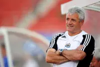 Soccer-Former England captain and manager Kevin Keegan dies at 75