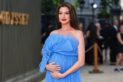 Anne Hathaway says ‘Princess Diaries 3’ is back on track after scrapping the script and finding a new direction