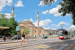 Crimea loses fuel, water and power, but not Russian tourists
