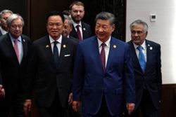 Musical diplomacy: Thai PM bursts into song on China visit