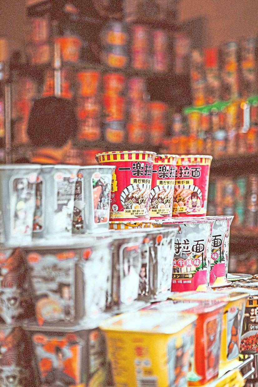 Instant noodles make for light, affordable and tasty souvenirs.