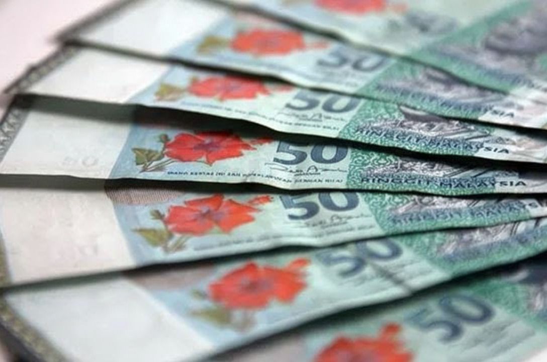 Ringgit extends gains against US dollar on stellar trade data amid West Asia tensions