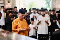 King visits Royal Mausoleum in conjunction with 