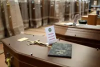 Overwhelmed by heatwave, French undertakers struggled with excess deaths