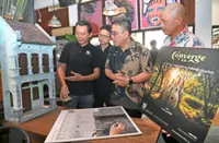 Tribute to traditional trade artisans