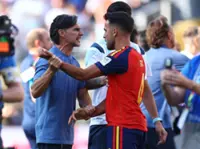 Soccer-Argentina assistant Ayala says sorry for Olmo incident after World Cup final