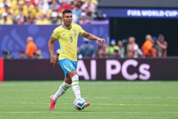 Soccer-Inter Miami sign Casemiro as MLS opens tampering investigation