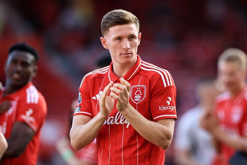 Soccer-From Wallsend Boys Club to Man City's record signing, Anderson eyes next step