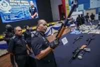 Cops cripple firearms syndicate with arrest of eight, RM360,000 in weapons seized