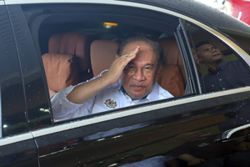 PM Anwar orders shortage of foreign workers at mamak restaurants be fixed in a month