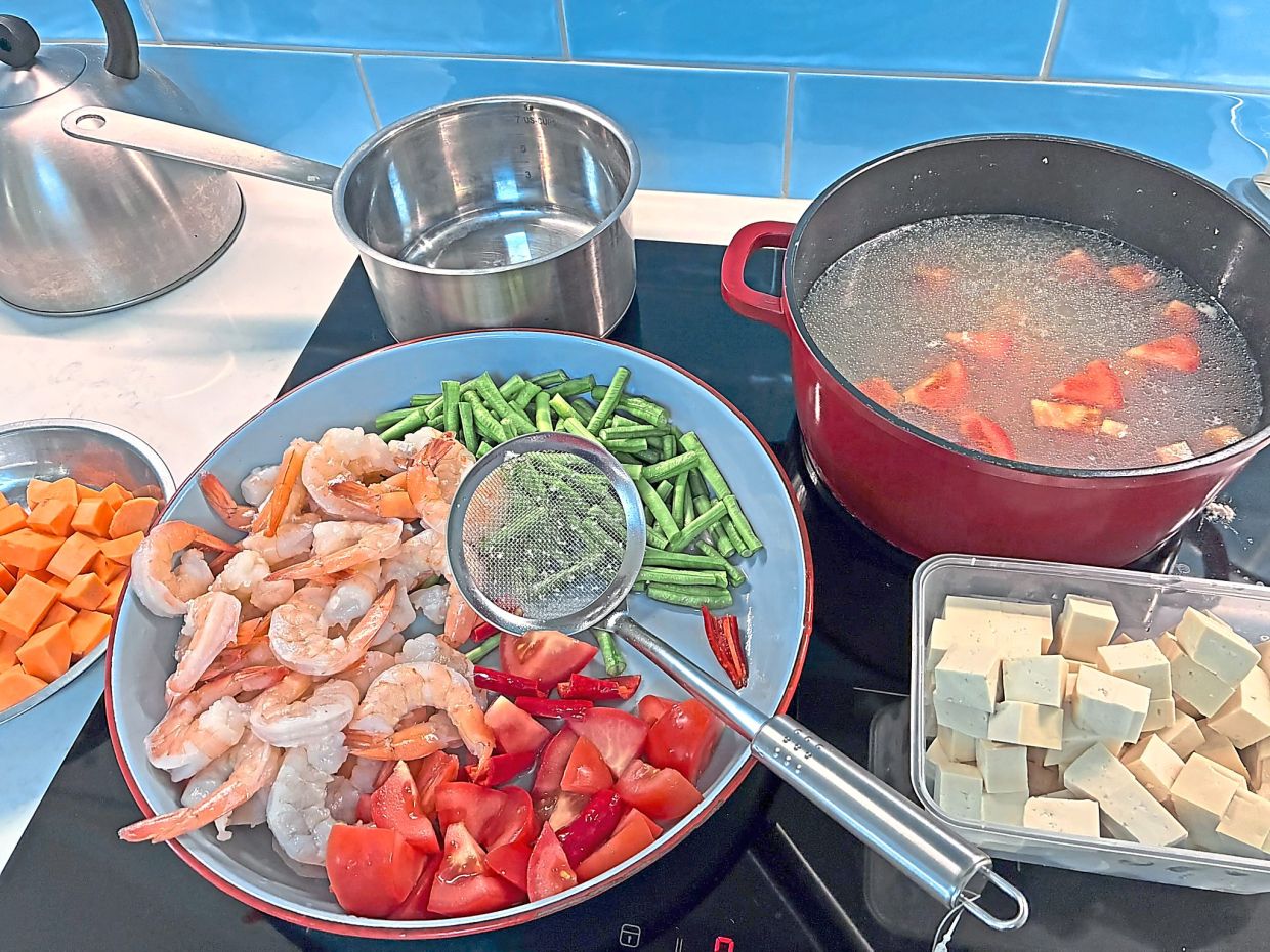 One of her signature heritage dishes which she prepares at home: Mee Jawa.
