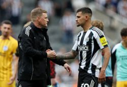 Soccer-Newcastle boss Howe uncertain about Guimaraes' future