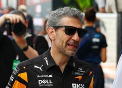 Motor racing-​Stella excuses Sainz after Piastri rage