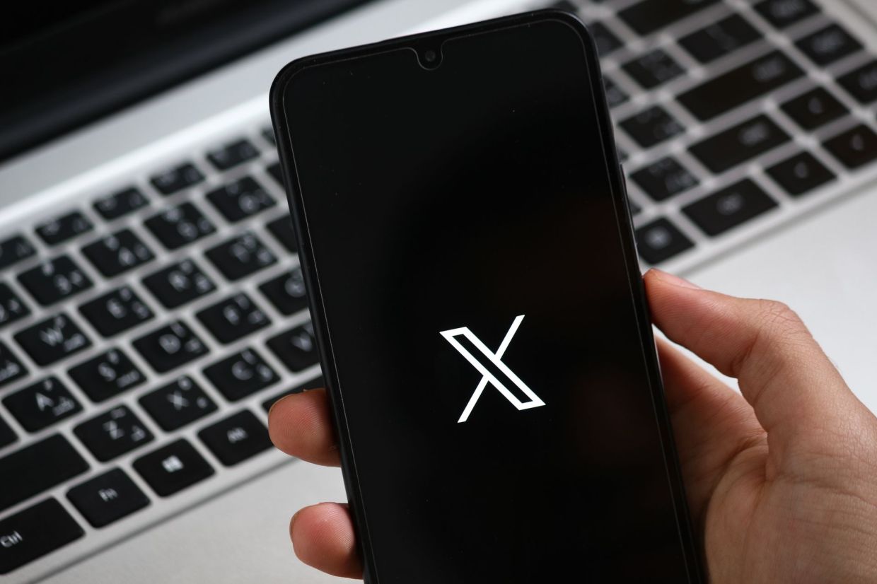Musk's X adds banking in 'everything app' push