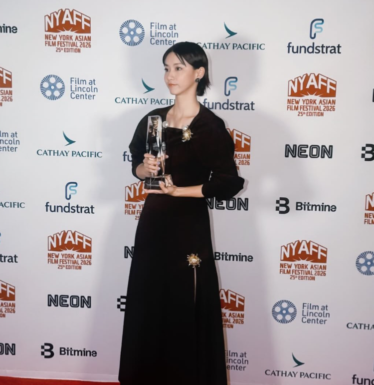 Angela Yuen with her Screen International Rising Star Asia Award